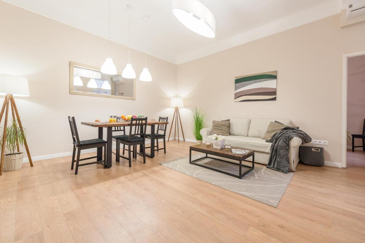 Downtown Heart 3 Bdr, 2 Bath, A/C Apartamento Budapeste Exterior foto